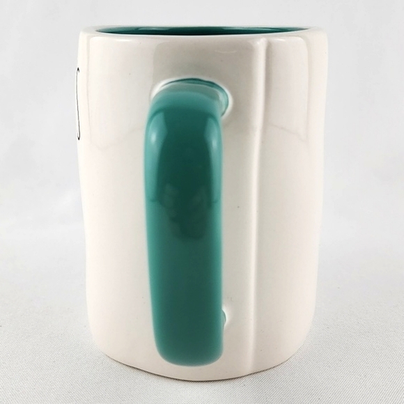 ⭐2/ $50⭐️ Rae Dunn Artisan Ceramic White Green Mug Large Letters MOM'S THE BEST - Picture 3 of 10
